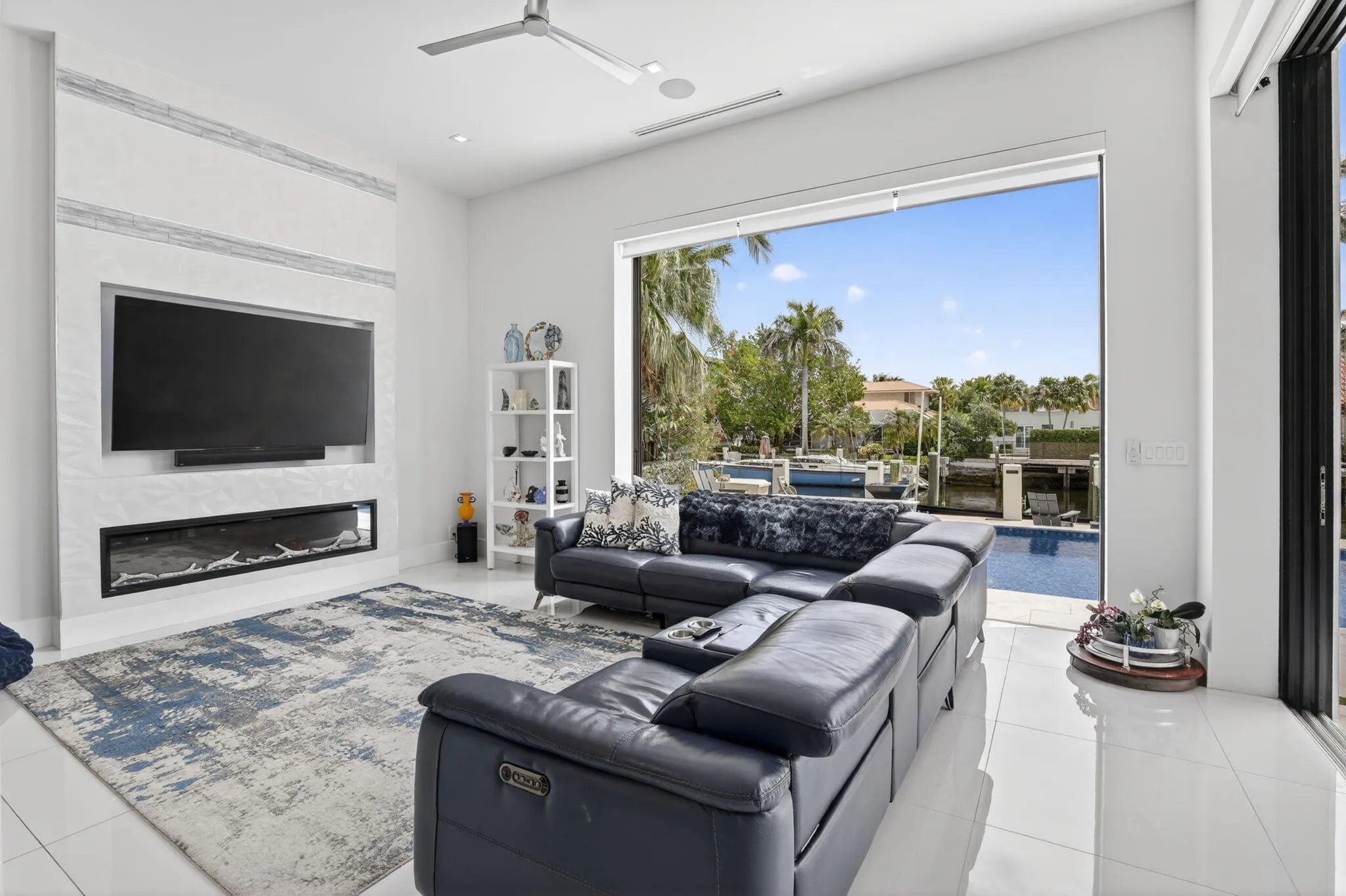 Property photo 100