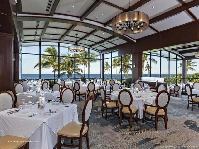 Sailfish Point Ocean Room