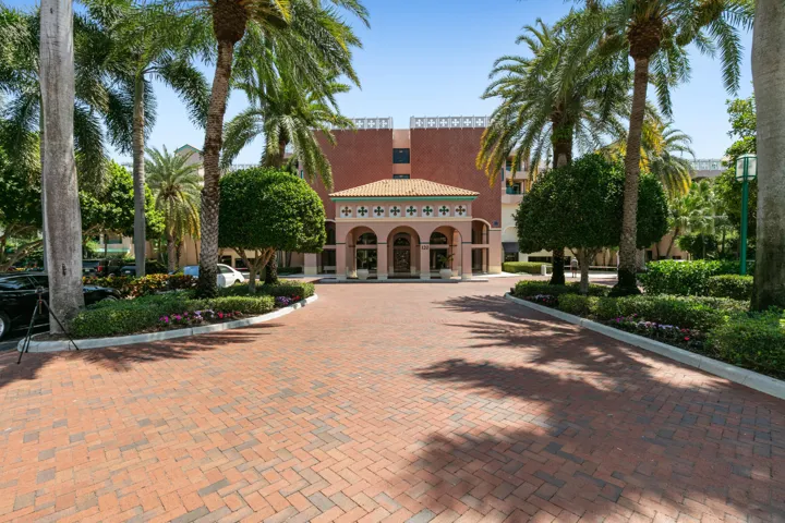 Mizner Court 1