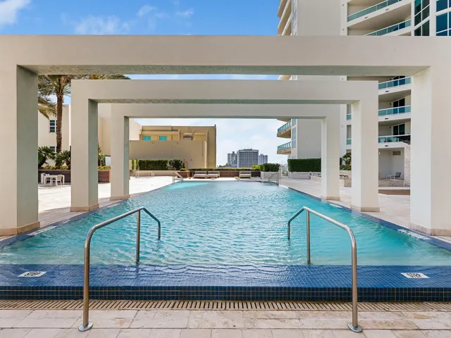 Building Pool