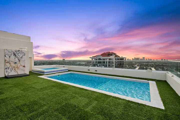 Rooftop Pool