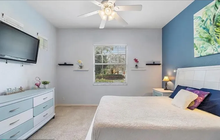 All new Paint and flooring in all bedrooms and hallways and living areas, it looks fabulous