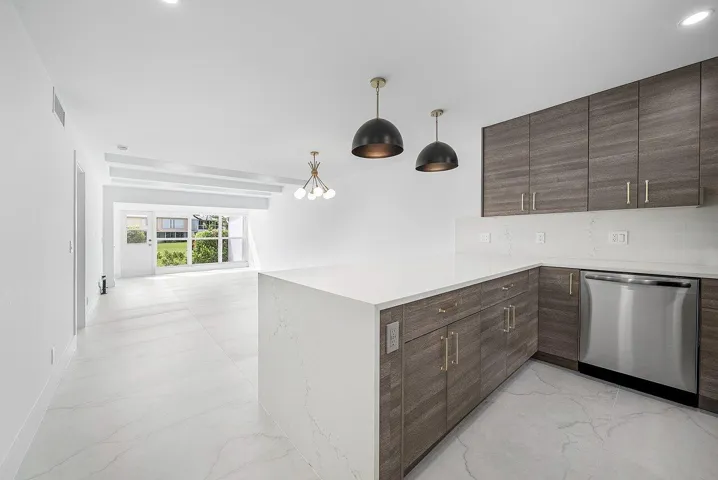 009-1541Northwest20thAvenue-101-DelrayBe