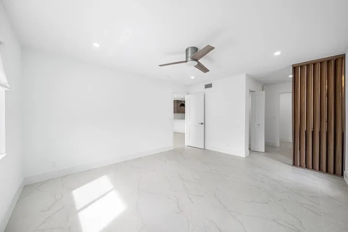 016-1541Northwest20thAvenue-101-DelrayBe