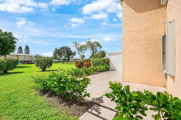 029-1541Northwest20thAvenue-101-DelrayBe