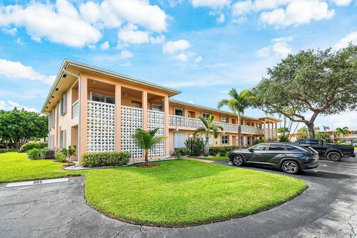 001-1541Northwest20thAvenue-101-DelrayBe