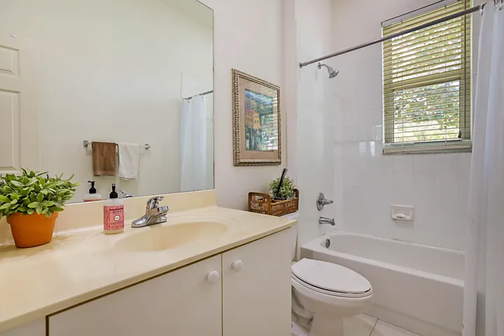 2568 Sandy Cay West-25
