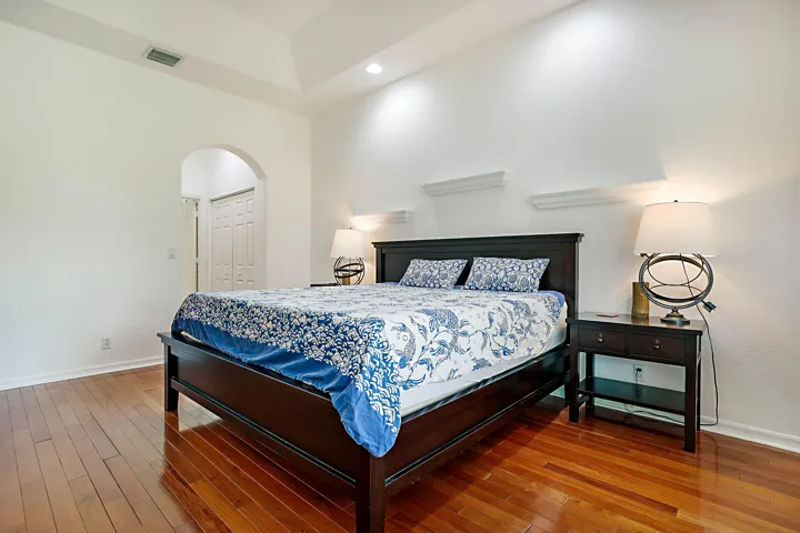 2568 Sandy Cay West-17