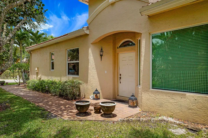 2568 Sandy Cay West-32