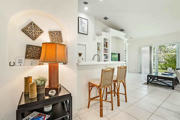 2568 Sandy Cay West-16