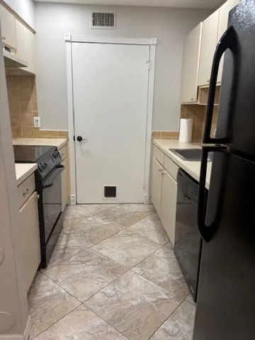 KITCHEN 5