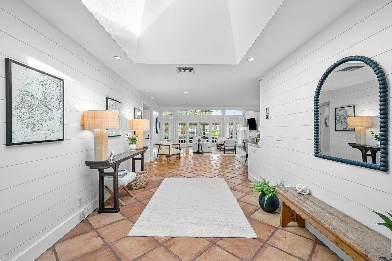 007-18BristolLane-BoyntonBeach-FL-33436-