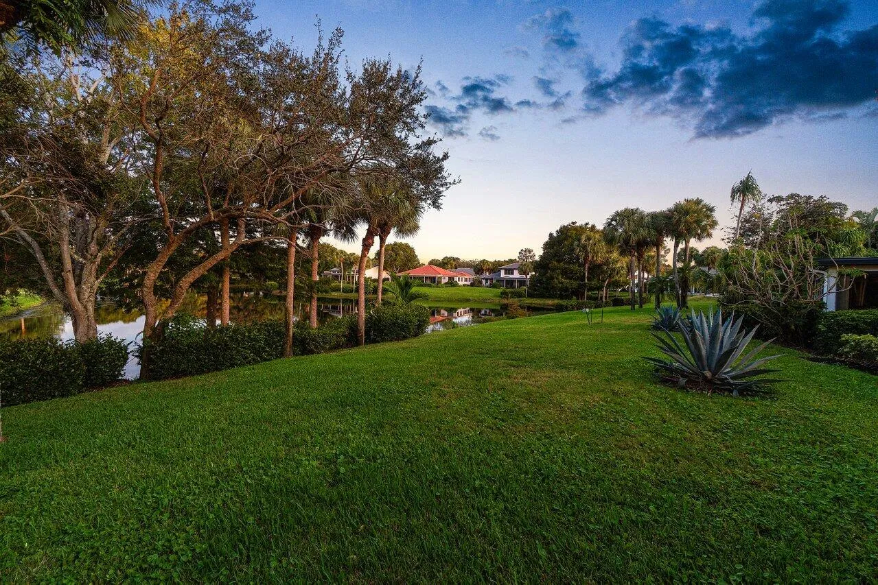 094-18BristolLane-BoyntonBeach-FL-33436-