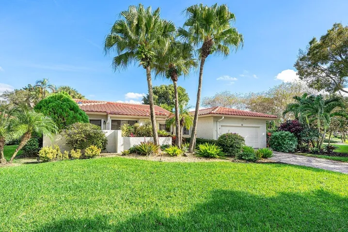 002-18BristolLane-BoyntonBeach-FL-33436-