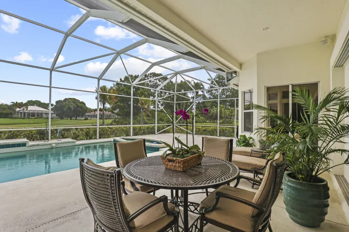 Outdoor eating area