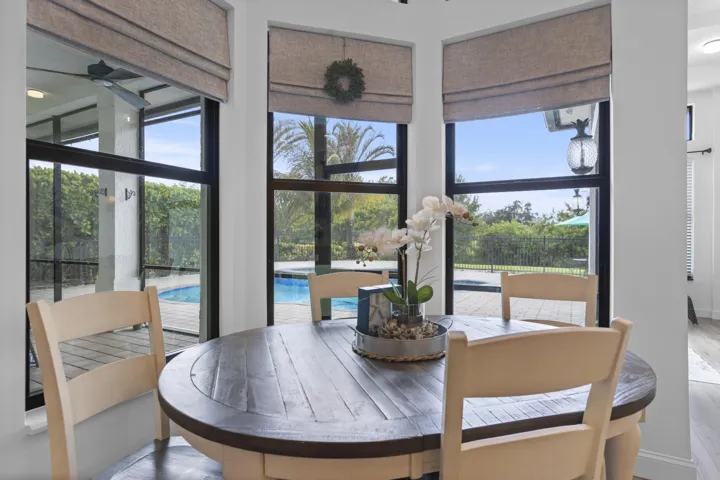Breakfast Nook