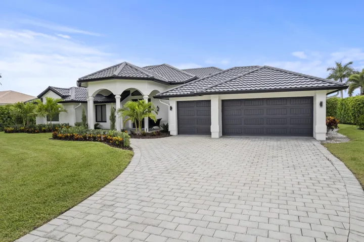Hurricane Rated Garage doors