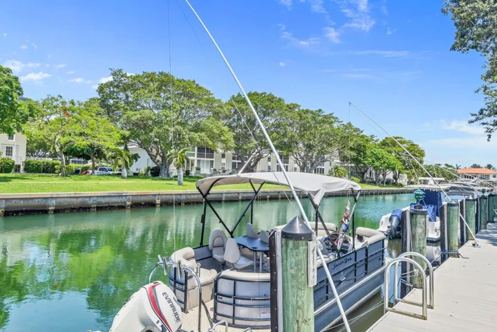 Porta Bella Boat Docks 2