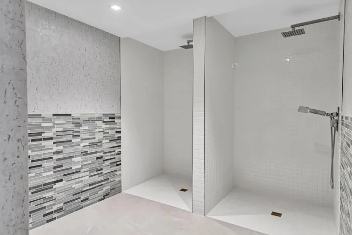 799 Jeffery St 105 pic 22
