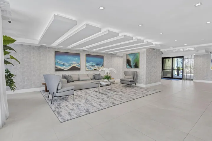 799 Jeffery St 105 pic 20