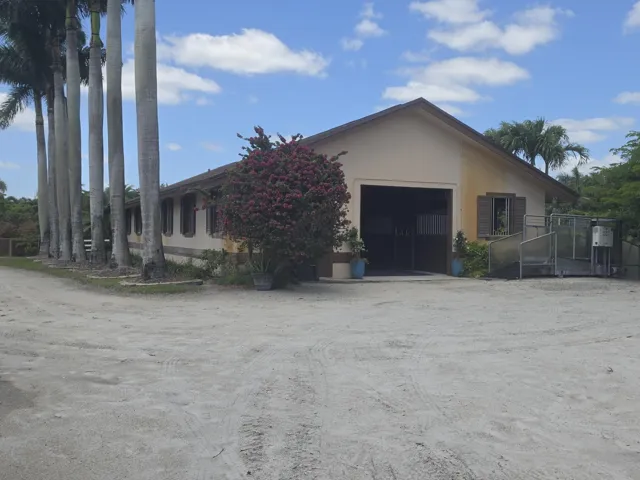 Barn