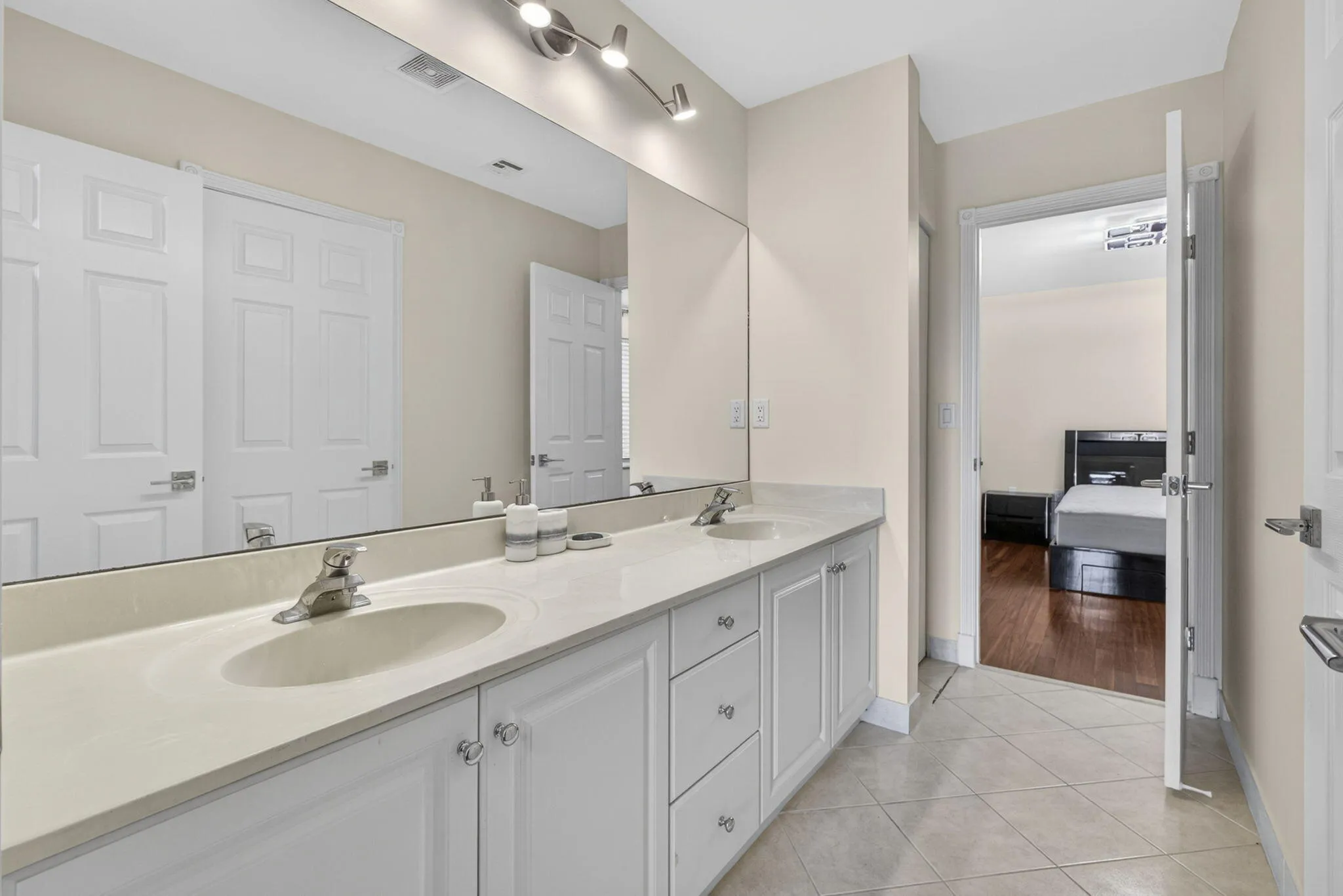 Property photo 57