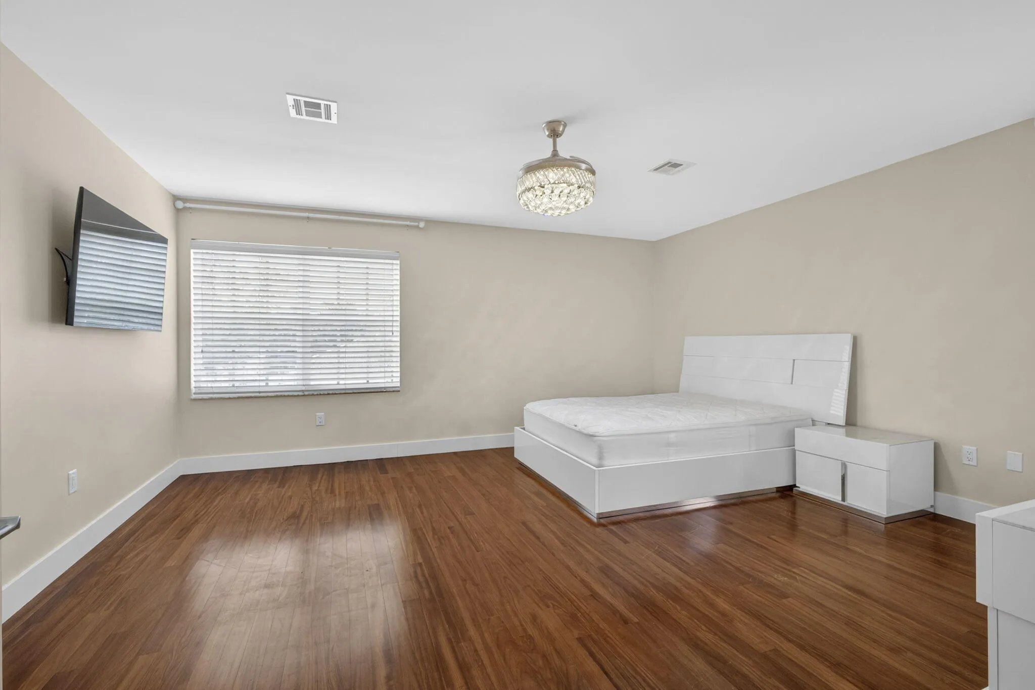Property photo 68