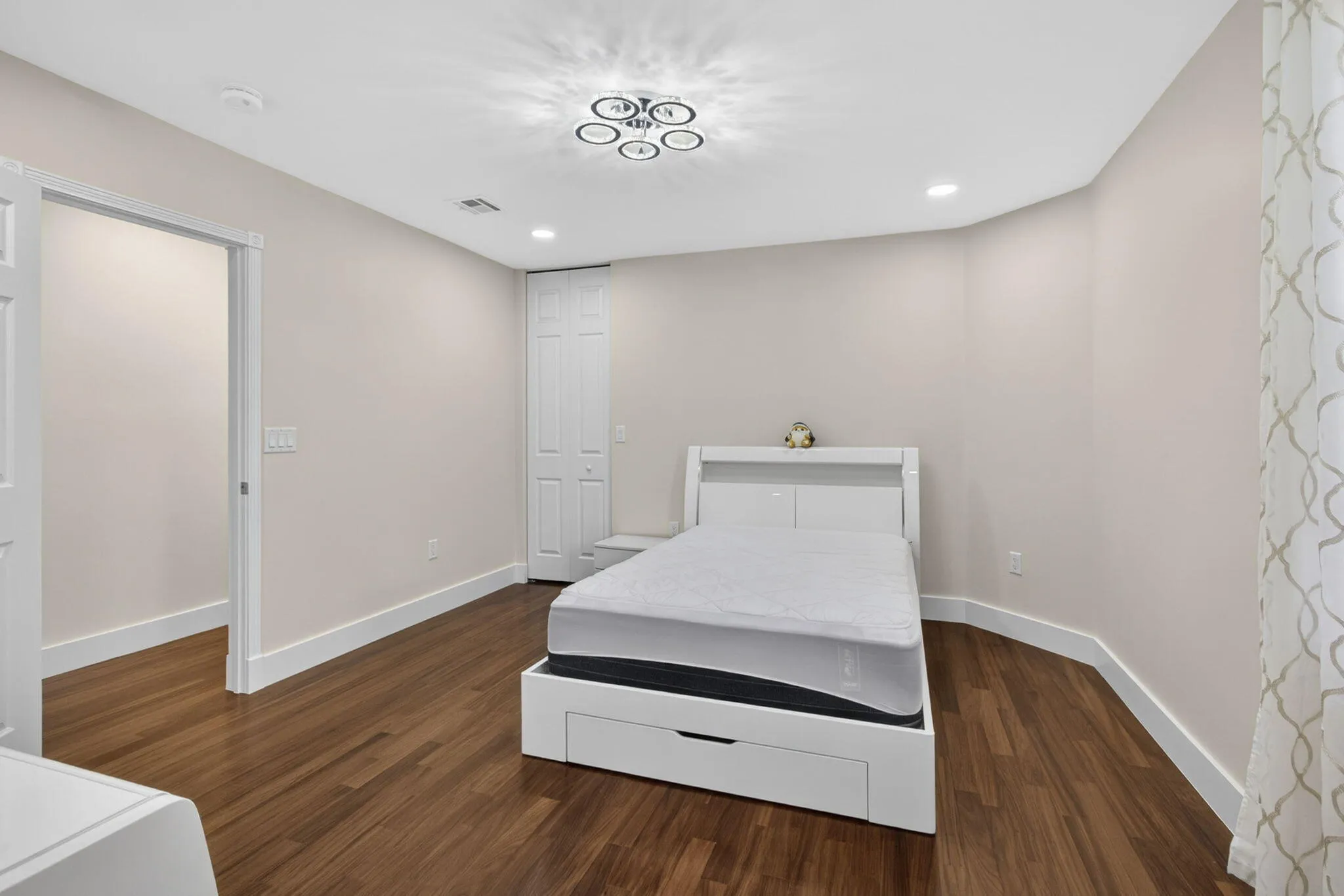 Property photo 63