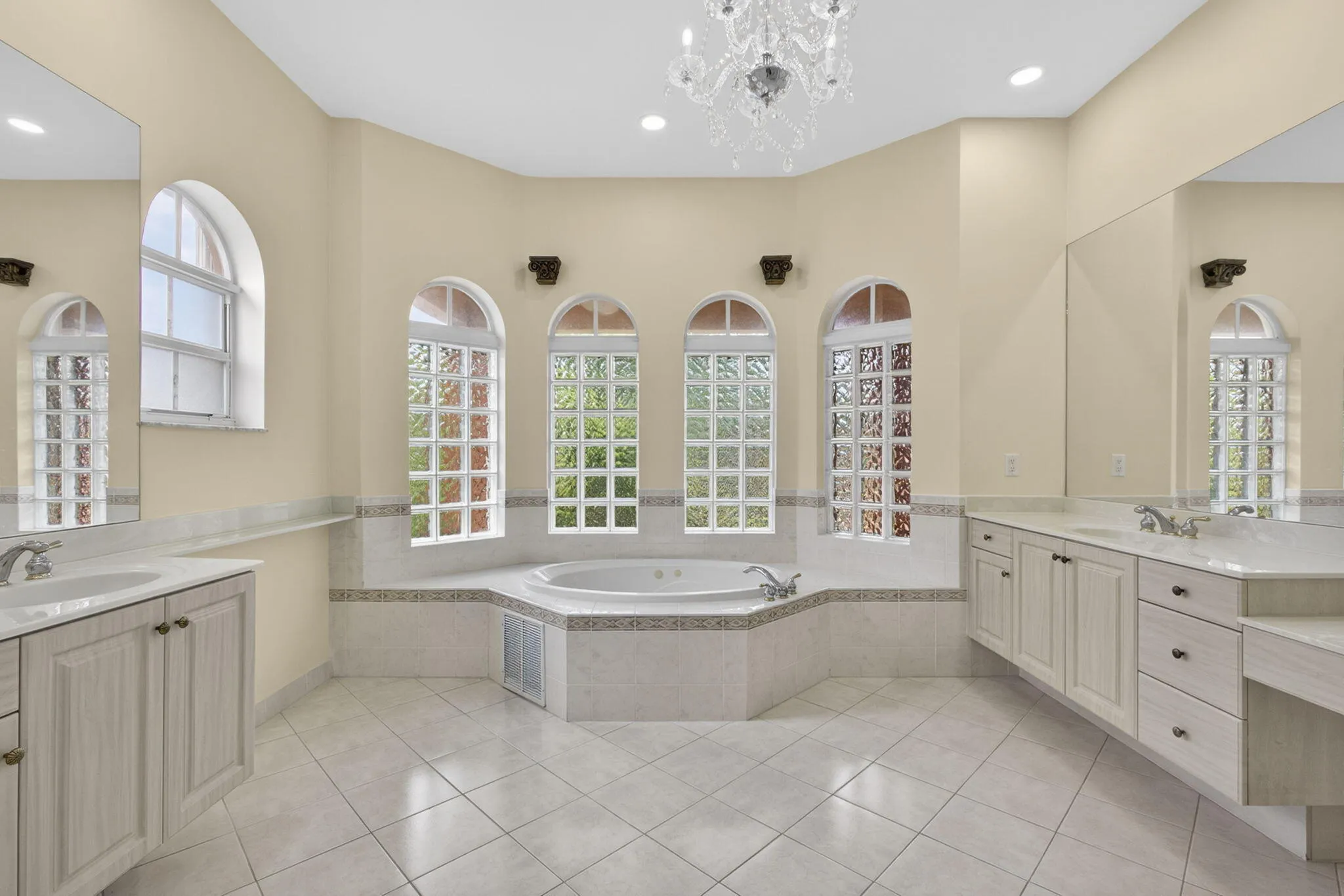 Property photo 44