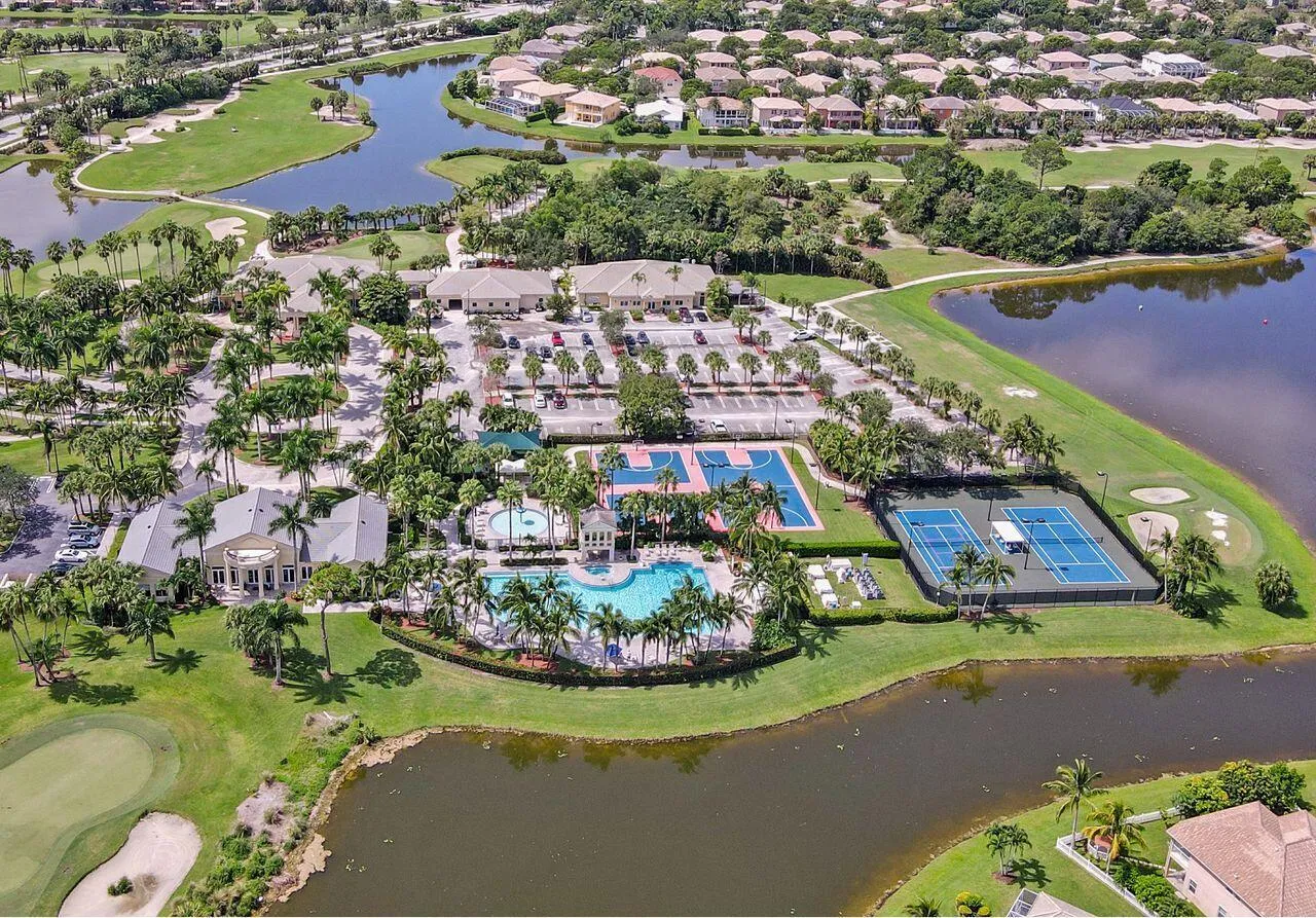 Clubhouse Complex