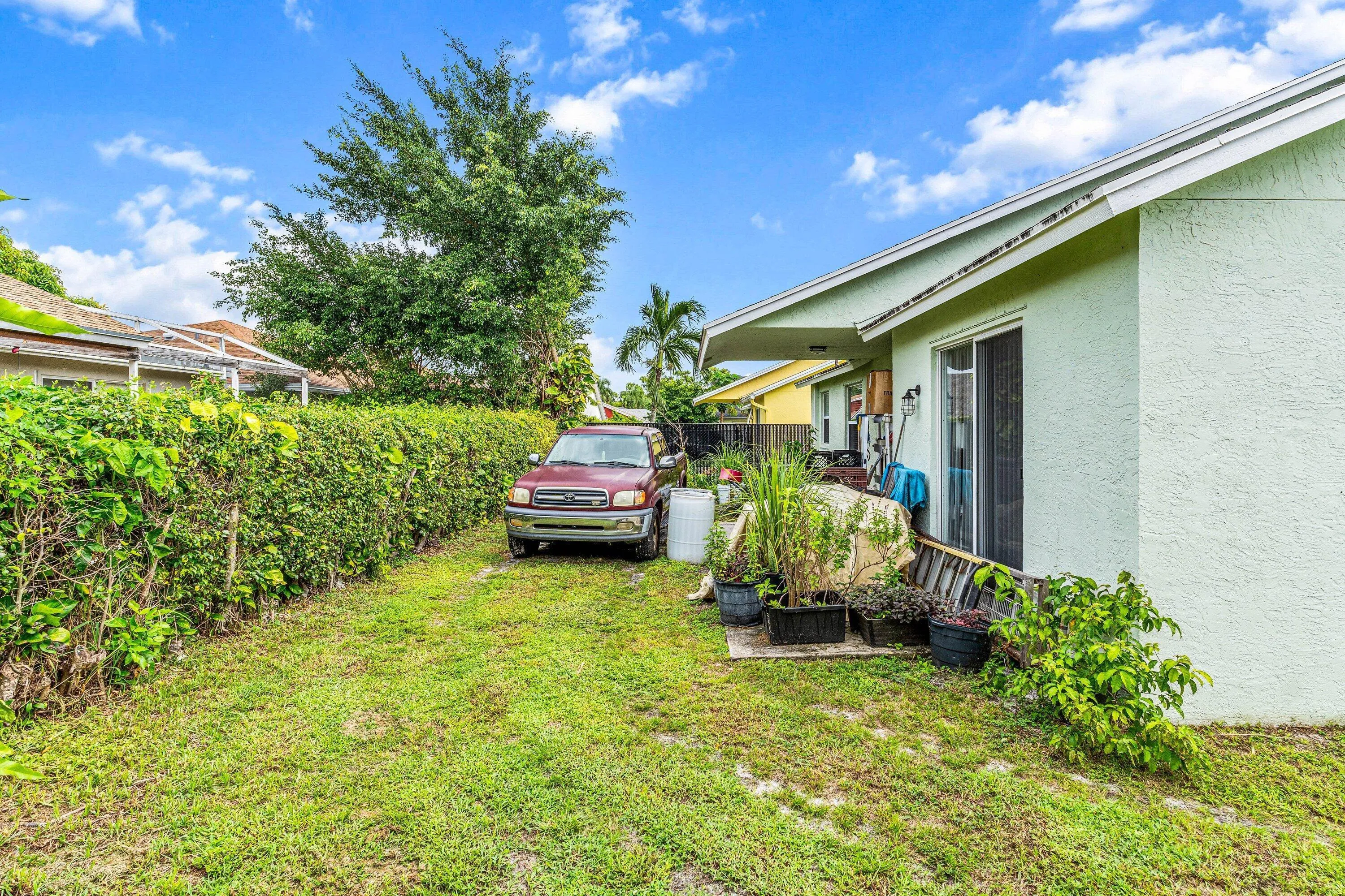 021-1087SalmonIsle-Greenacres-FL-33413-S