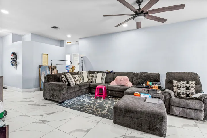 011-1087SalmonIsle-Greenacres-FL-33413-S