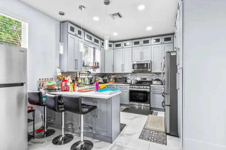 006-1087SalmonIsle-Greenacres-FL-33413-S