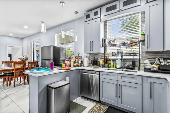 008-1087SalmonIsle-Greenacres-FL-33413-S