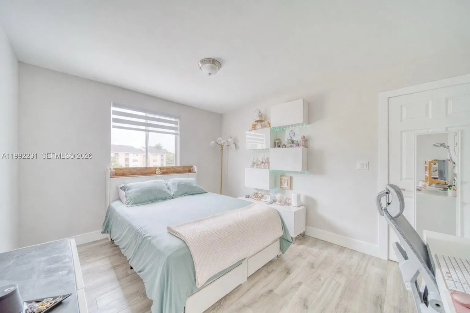 Property photo 24