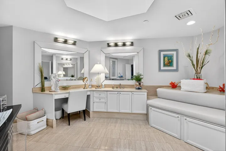 Ensuite bathroom for bedroom 2