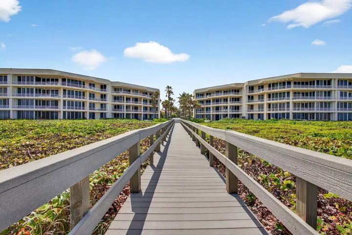 Boardwalk to the beach
