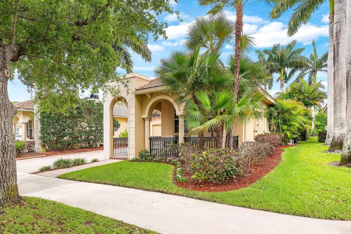 004-123ViaCastilla-Jupiter-FL-33458-SMAL