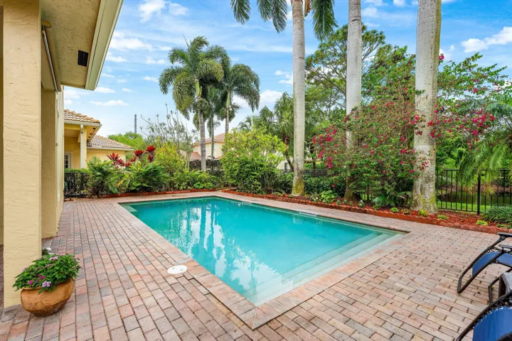 040-123ViaCastilla-Jupiter-FL-33458-SMAL