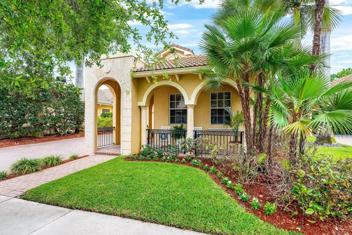 005-123ViaCastilla-Jupiter-FL-33458-SMAL