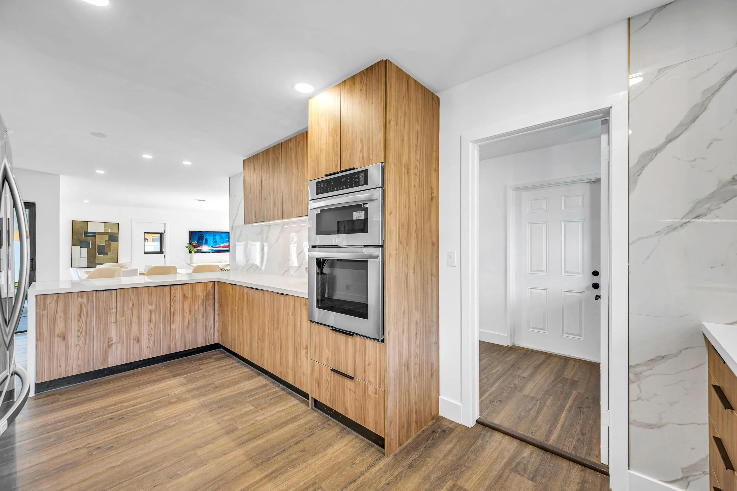 1120 SE 9TH ST--42
