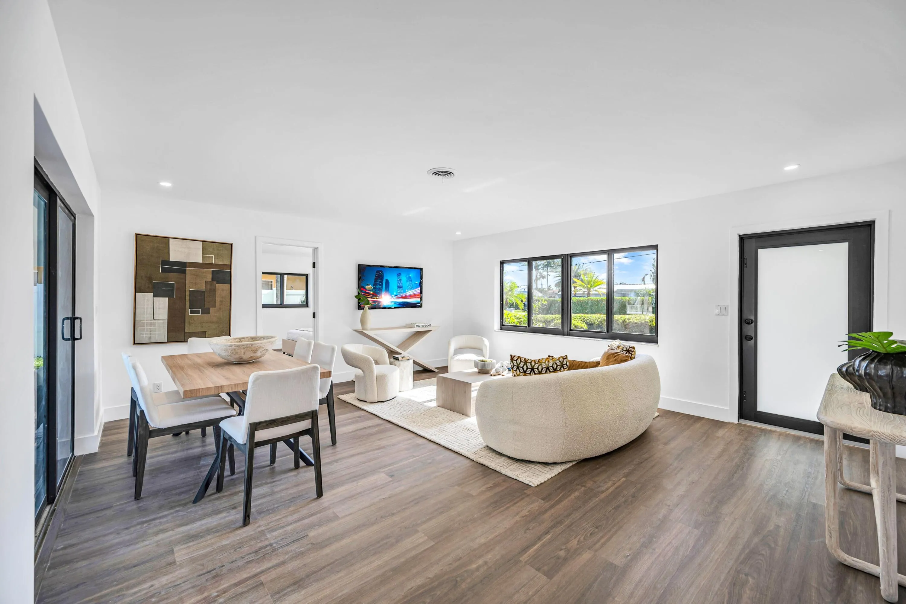 1120 SE 9TH ST--34