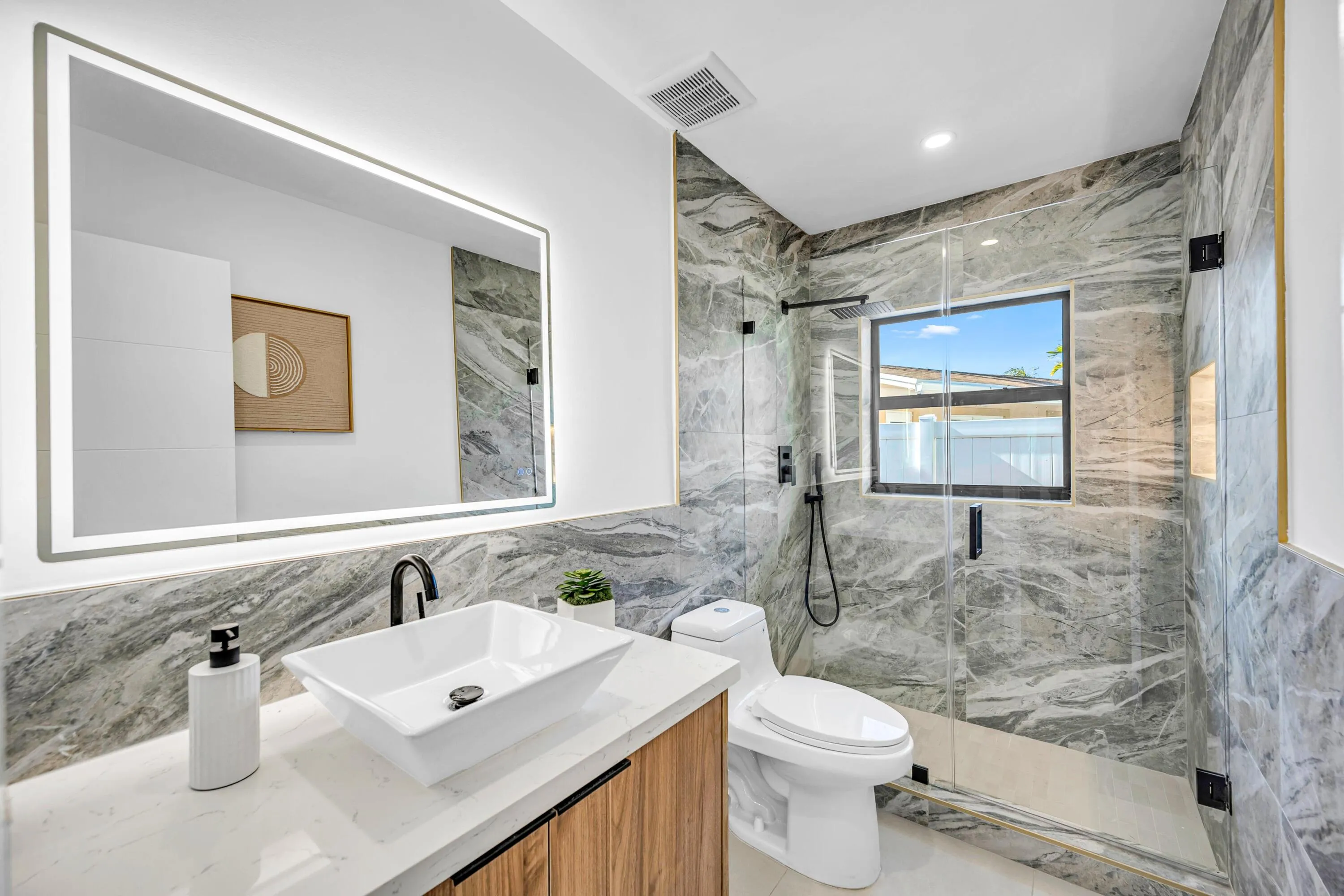 1120 SE 9TH ST--56
