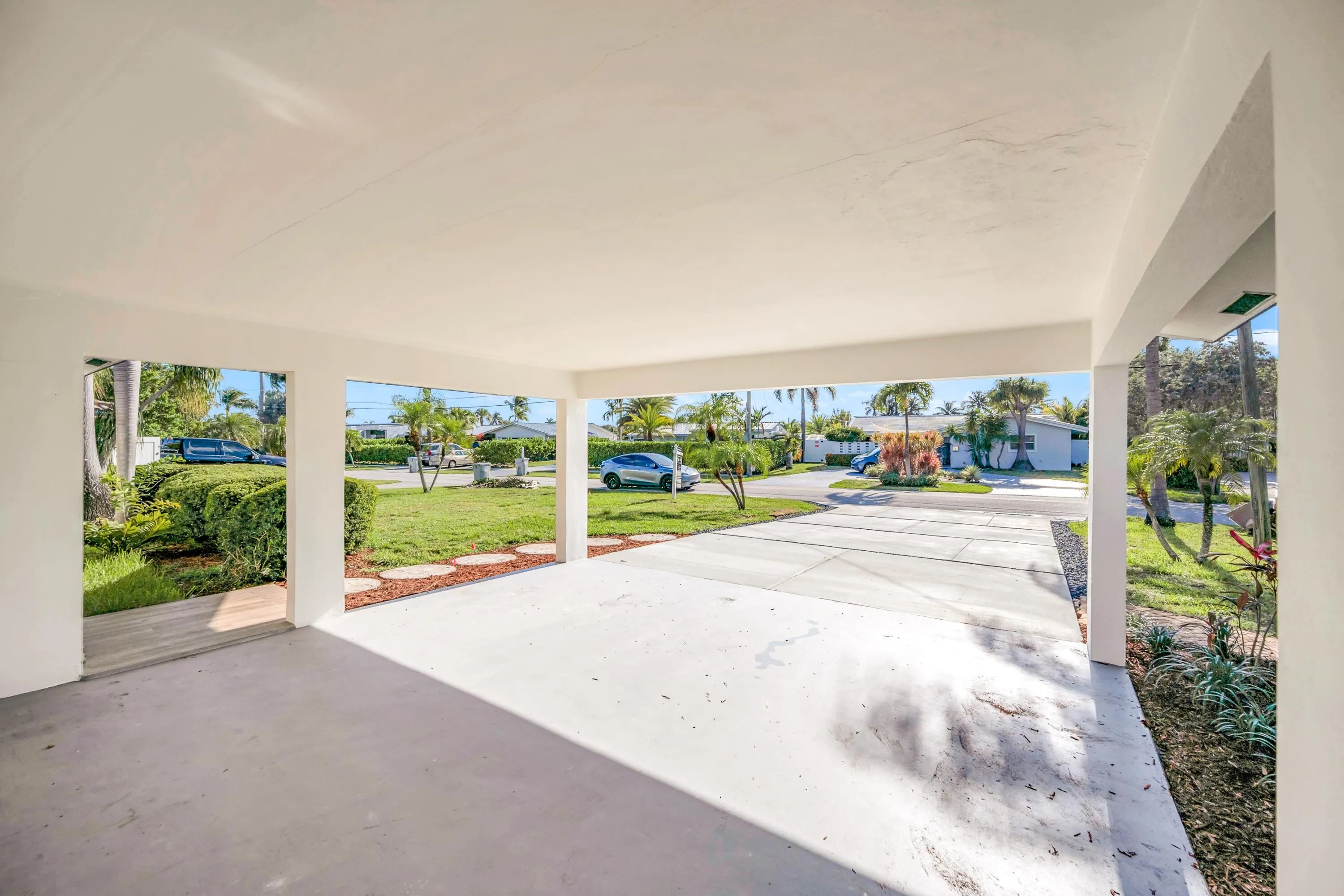 1120 SE 9TH ST--5