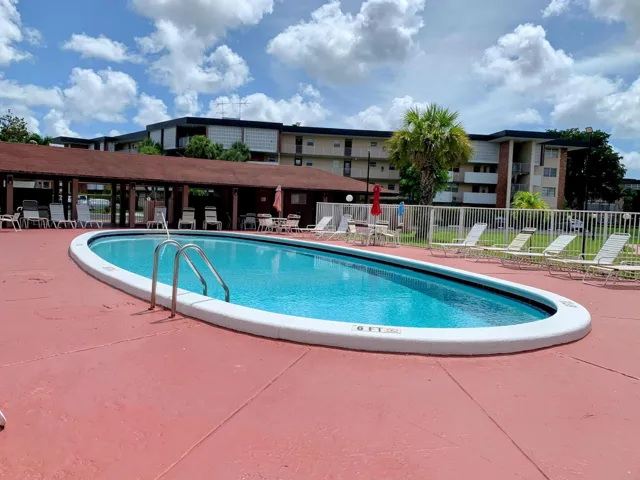 pool