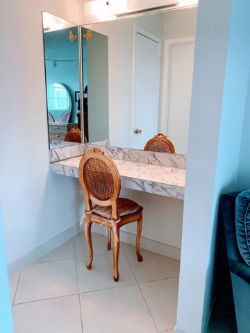 Dressing area