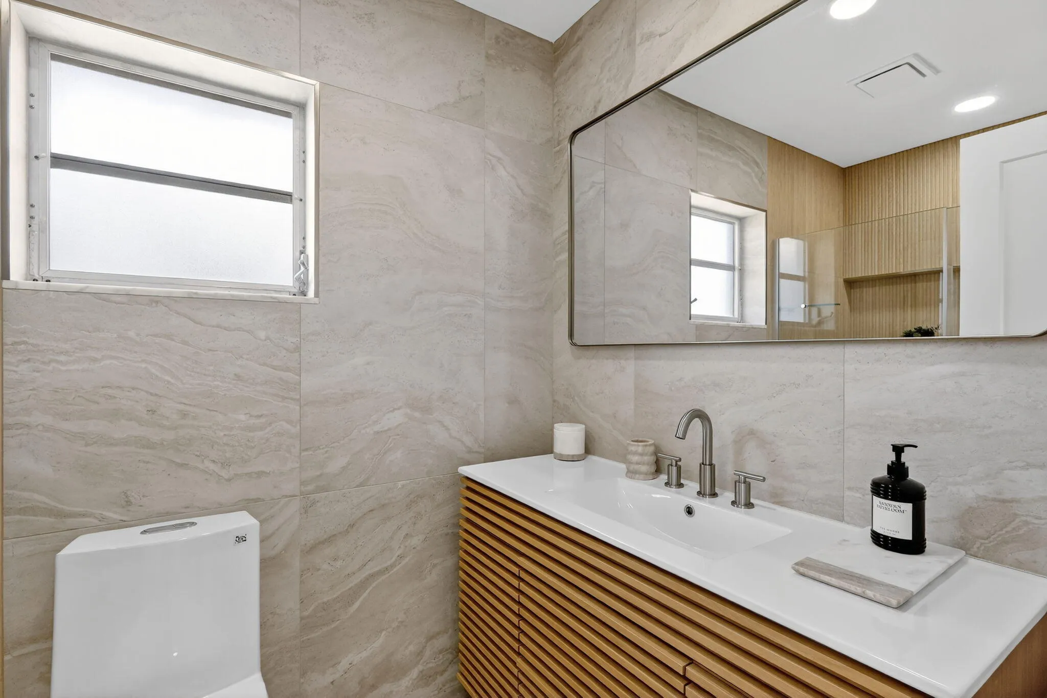 25-web-or-mls-_82A8723