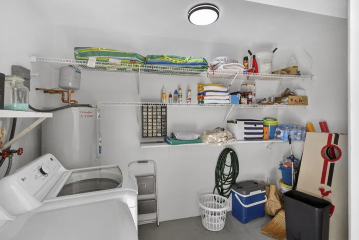 Laundry/Storage Room