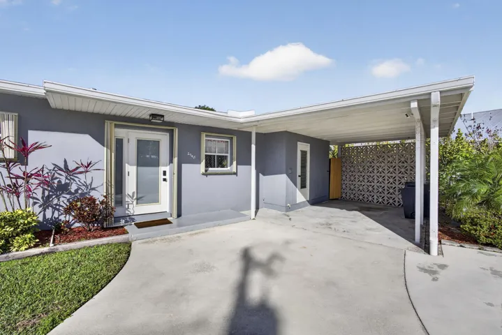 Front Entry/Carport