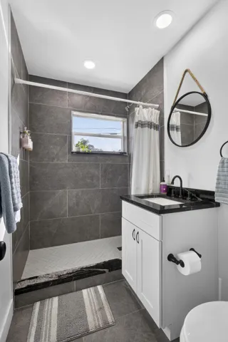 Renovated​​‌​​​​‌​​‌‌​‌‌​​​‌‌​‌​‌​‌​​​‌​​ Bathroom